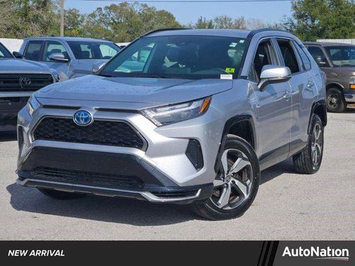 2024 Toyota RAV4 Prime SE