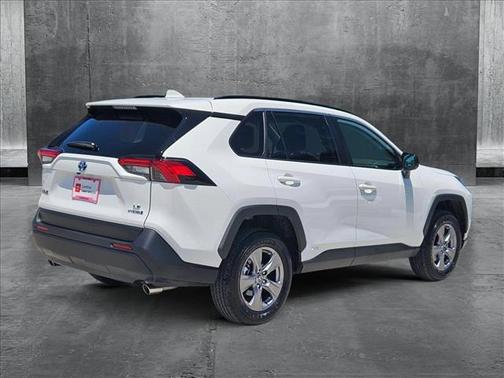 2024 Toyota RAV4 Hybrid LE