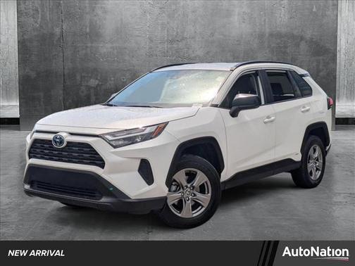 2024 Toyota RAV4 Hybrid LE