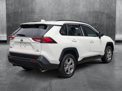 2024 Toyota RAV4 Hybrid LE