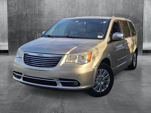 2013 Chrysler Town & Country Limited