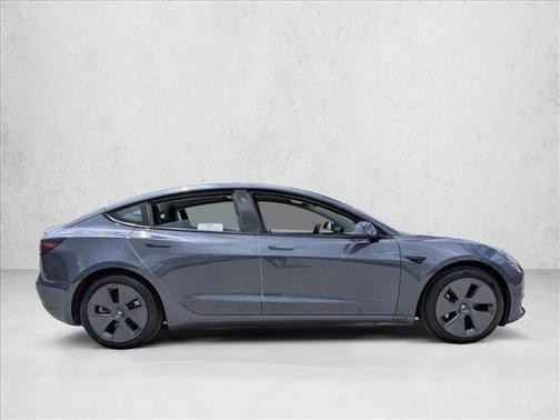 Gray 2022 Tesla Model 3 Long Range