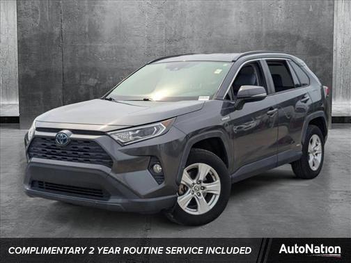 2020 Toyota RAV4 Hybrid XLE