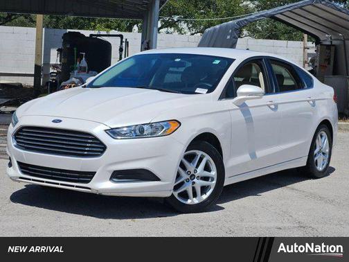 2013 Ford Fusion SE