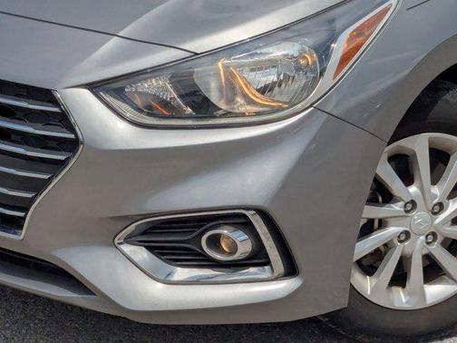 2022 Hyundai Accent SEL