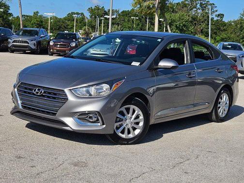2022 Hyundai Accent SEL
