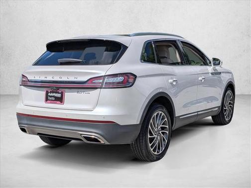 White 2019 Lincoln Nautilus Reserve