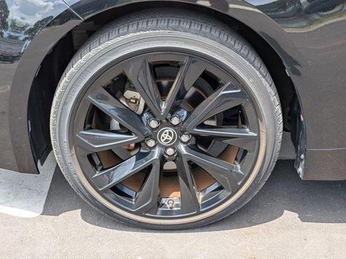 Midnight Black Metallic 2020 Toyota Corolla SE