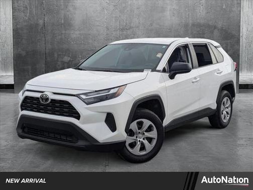 2024 Toyota RAV4 LE