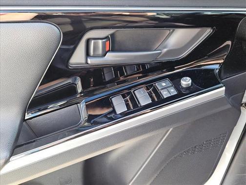 2024 Toyota bZ4X Limited