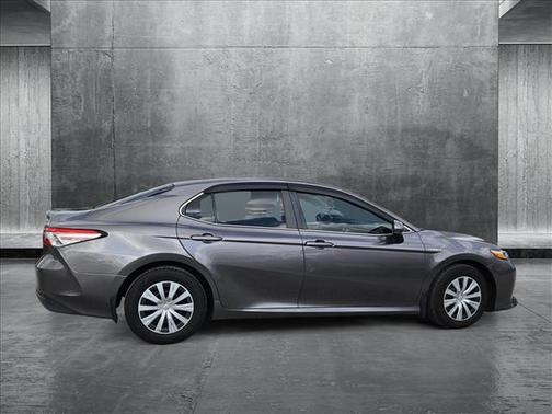 2018 Toyota Camry Hybrid LE