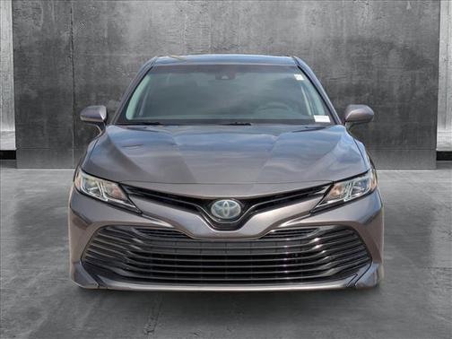 2018 Toyota Camry Hybrid LE