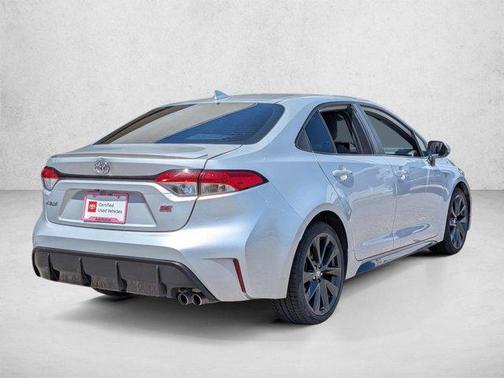 Classic Silver Metallic 2024 Toyota Corolla SE