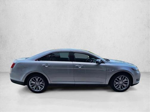 Ingot Silver Metallic 2017 Ford Taurus Limited