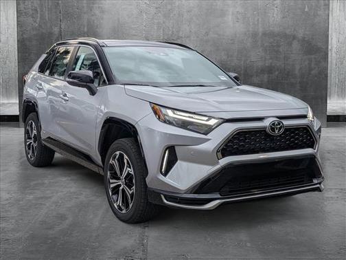 2025 Toyota RAV4 Hybrid SE