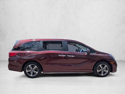 Deep Scarlet Pearl 2019 Honda Odyssey Touring