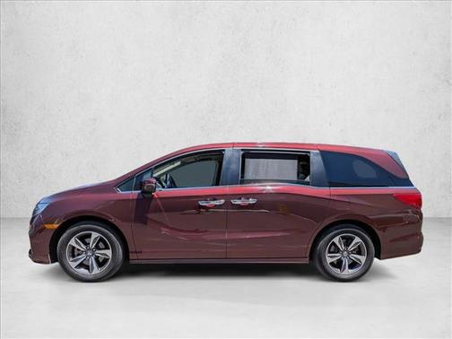 Deep Scarlet Pearl 2019 Honda Odyssey Touring