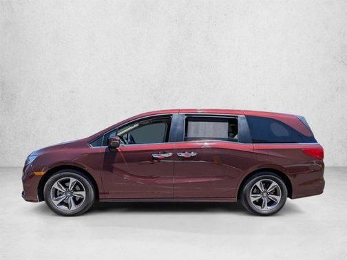 Deep Scarlet Pearl 2019 Honda Odyssey Touring