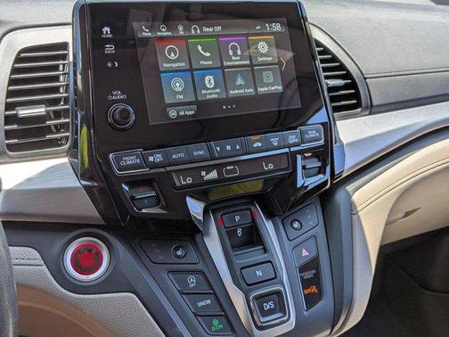 Deep Scarlet Pearl 2019 Honda Odyssey Touring
