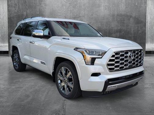 2025 Toyota Sequoia Base