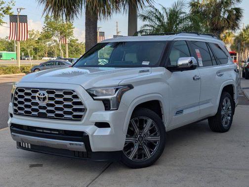 2025 Toyota Sequoia Base