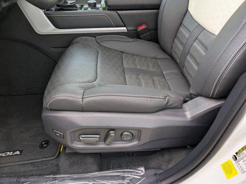 2025 Toyota Sequoia Base
