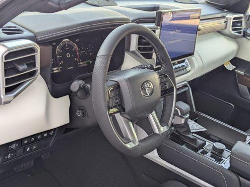 2025 Toyota Sequoia Base