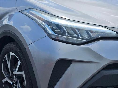 Silver Knockout Metallic 2020 Toyota C-HR XLE