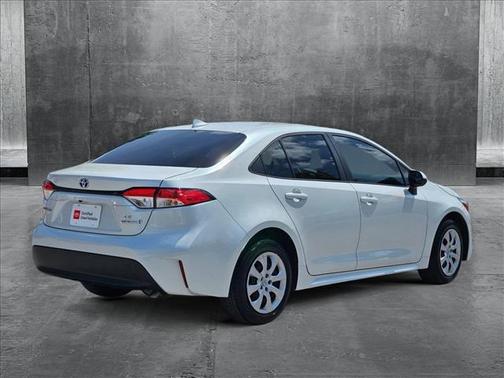2024 Toyota Corolla Hybrid LE
