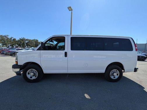 2019 Chevrolet Express 3500 LT