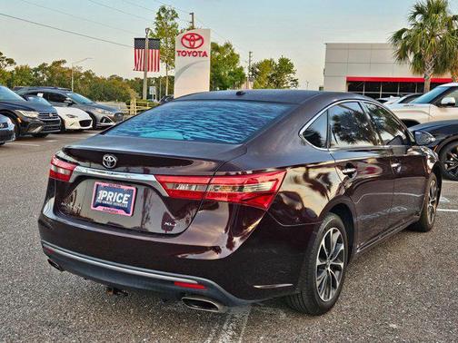 2018 Toyota Avalon XLE