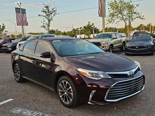 2018 Toyota Avalon XLE