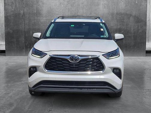 2022 Toyota Highlander Limited