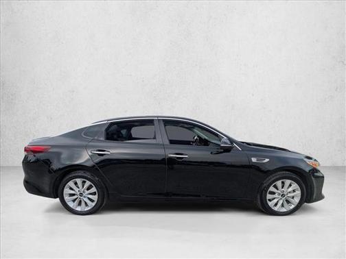 2018 Kia Optima S