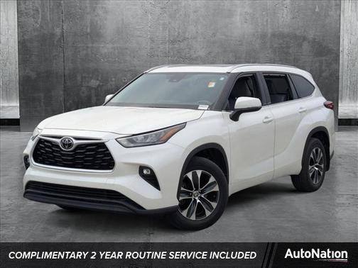 2021 Toyota Highlander XLE