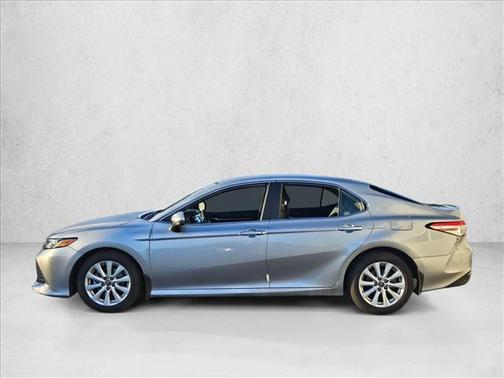 Celestial Silver Metallic 2019 Toyota Camry LE