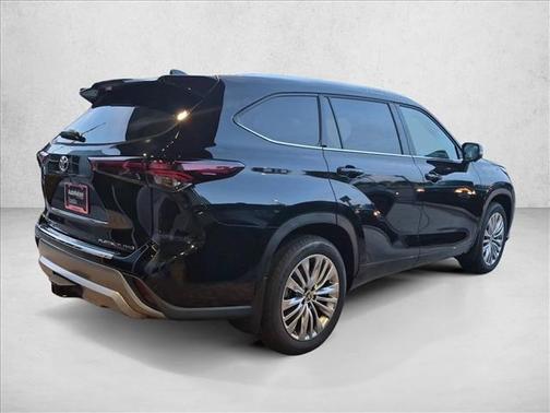 Midnight Black 2026 Toyota Highlander Platinum