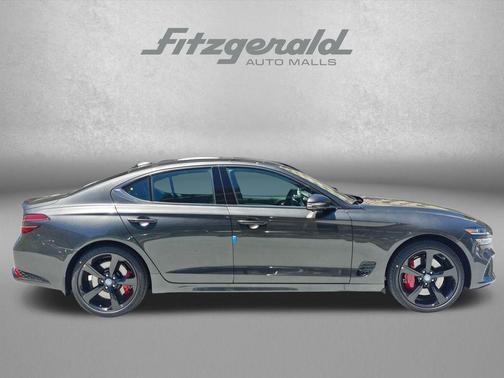 Makalu Gray 2026 Genesis G70 3.3T AWD Sport Prestige