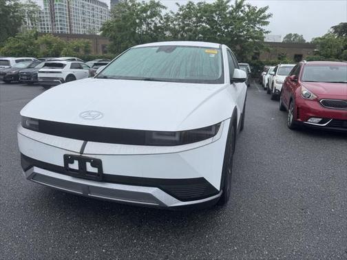 2022 Hyundai IONIQ 5 SEL