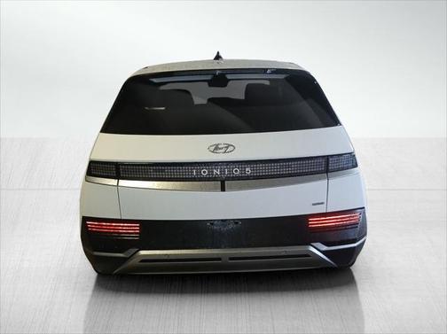 2022 Hyundai IONIQ 5 SEL