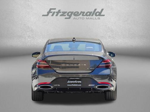 Makalu Gray 2026 Genesis G70 3.3T AWD Sport Prestige