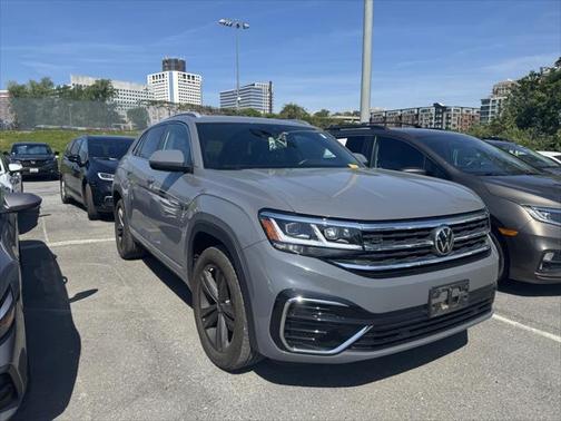 2022 Volkswagen Atlas Cross Sport 3.6L V6 SEL R-Line
