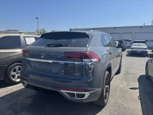 2022 Volkswagen Atlas Cross Sport 3.6L V6 SEL R-Line