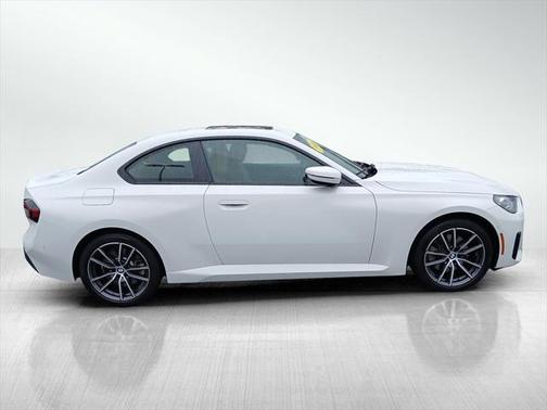 2023 BMW 230 i xDrive