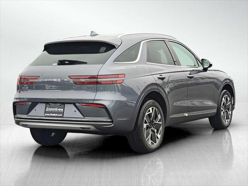 2026 Genesis Electrified GV70 Standard