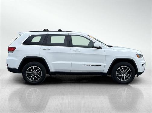 2020 Jeep Grand Cherokee Laredo