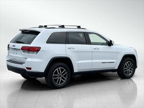 2020 Jeep Grand Cherokee Laredo