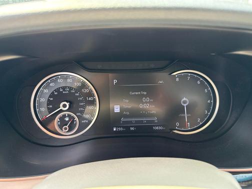 Makalu Gray 2026 Genesis G70 2.5T AWD Prestige