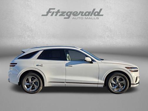 2026 Genesis GV70 2.5T Advanced