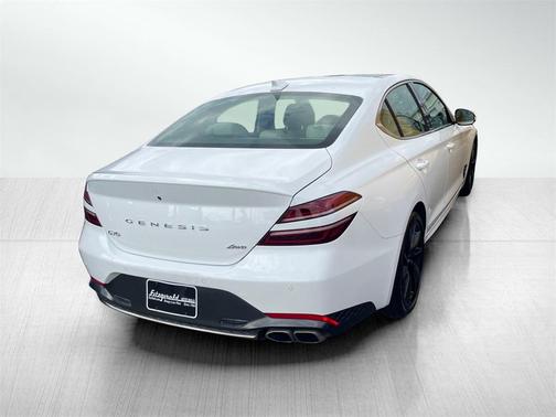 2023 Genesis G70 2.0T AWD